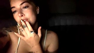 Big boob brunette masturbates on webcam