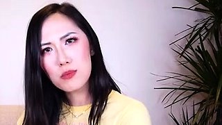 Domina Elara - GF Makes A Deal
