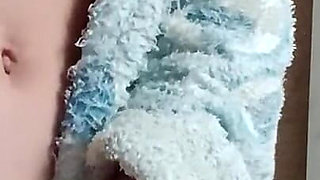 After My Bath, I Masturbate While My Parents Are Having Dinner