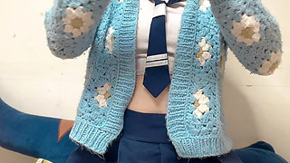 Hana wear school girl cosplay for her new day work