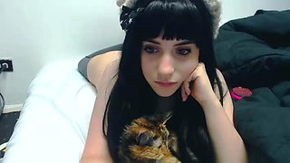 Amateur webcam babe showing her sexual goods