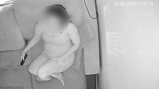 I Caught My Wife Watching Porn and Masturbating While I Was Waiting to Get Home From Work