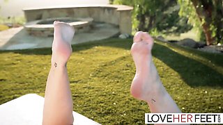 Love Her Feet featuring Alexis James and Maisey Monroe's pussy eating xxx