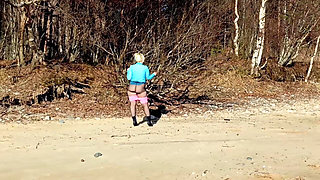 Sexy Outfit for Spring Walk.