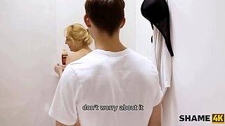 Shame4k. lady stops taking a shower in favor of porno with the perv