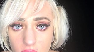 Blonde teen Sierras first erotic masturbation video