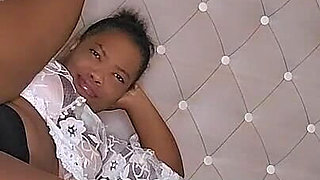 Kenyan Home Maid Fingering Herself