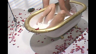 A Horny MILF Get Fucked Hard in the Bath Tub