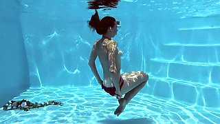 Underwater Show - fetish movie