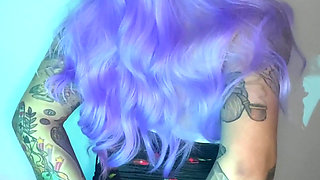 Need someone to play with me now