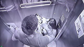 Amateur Threesome with 2 Big Tits Latin in the Elevator