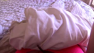Amateur Close Up Squirting Masturbation