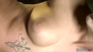 Fruity bimbo mind-blowing xxx scene