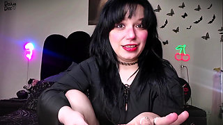 Witch Palm Reader Pumps & Rides You Until You Pop!
