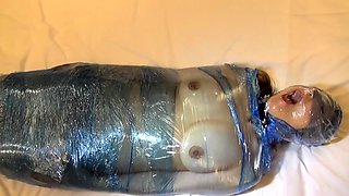 This large amateur cam girl has some very big boobs