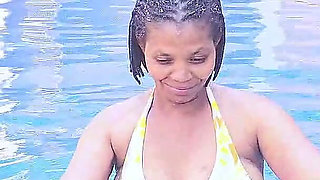 She Start Rubbing Her Clit Too Much She Has Too Much Water in Her Pussy Full Video