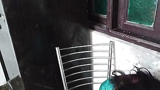 Madam ji ko bathroom me pakad ke jabar dasti pela