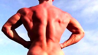 Cumshot on big boobs for slut tit fucking in hd