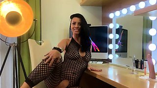 Amateur super hot brunette masturbating 1 mp4