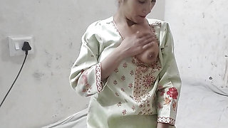 School girl ne homwork nhi karne par sir ne jabar dasti pela