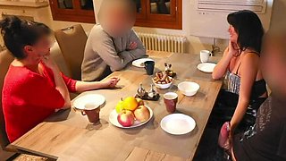 Public Handjob With Big Cock - Alexandra Wett Jerks Leon Rumble In Restaurant