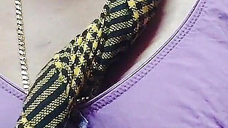 Desi Bhabhi Mohini Sex with Delivery Boy