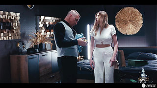 Time Stop Freeuse Roleplay - Hotel Staff Freeze Fucks Blonde Guest Fanta Sie and Sucks Her Tits