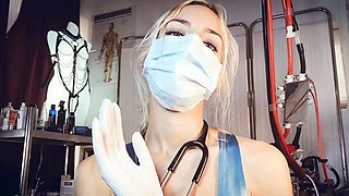 Amateur Blonde With BIG BOOBS Hot Free Cam Show