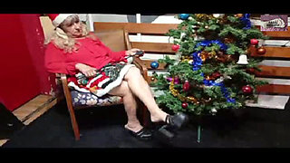 Mother Christmas the Dominatrix - 3