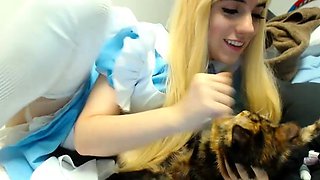 Pissing masturbating babe solo toy play