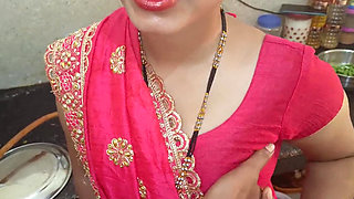 Dever Left His Sister-in-law to Know in the Kitchen When There Was No One at Home, the Dewar Sister-in-law's Ass