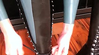 Piss fetish WAM gal solo toys