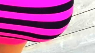 Close up MILF masturbation
