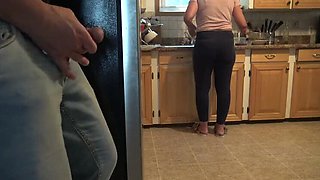 Stepmom Susan Caught Me Masturbating And Cumming On Her Big Ass