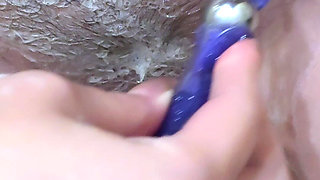 I'm Shaving My Pussy