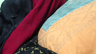 Soye huye bhabi ko choda