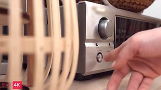 Flexible Babe Gets Fucked And Creampied