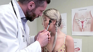Doctor Sex With Vienna Rose