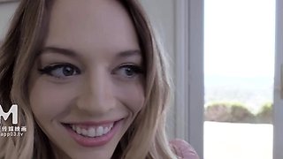 Amateur blonde teen blowjob and fucking in the bathroom