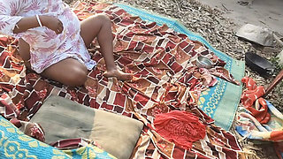 Desi Housewife Oil Massage