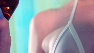 Amateur Big Boobs jerks Big Dick