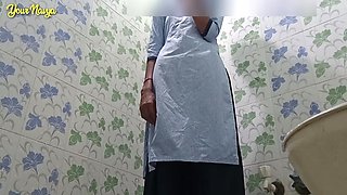 School Khatam Hone Ke Bad School Ke Washroom Me Kiya Sex