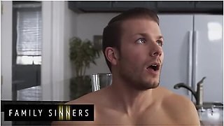 Reagan Foxx And Codey Steele In Wealthy Wife Gets What Her Husband Cant Give From Her Muscular And Willing Stepson