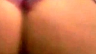 Amateur Babe Shows Her Ass on Webcam