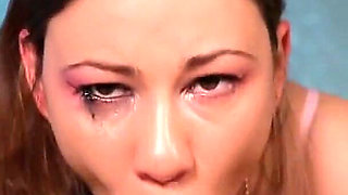 My Stepsister Gave Me a Deepthroat and Swallow My Cum