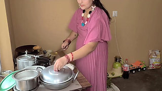 Hot Lady Sucking Dick Moaning Loudly Fuck in Kitchen Too Much Hard
