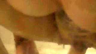 Nicole Du Papillion - Making a chocolate spunk drizzle cake Part 2