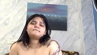 Indian beauty shares passionate intense solo pleasure with sensual heat