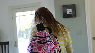 Amateur Webcam Cute Teen Plays Solo