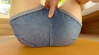 Roommate gets Pussy Eaten Banging after Orgasm Close Up